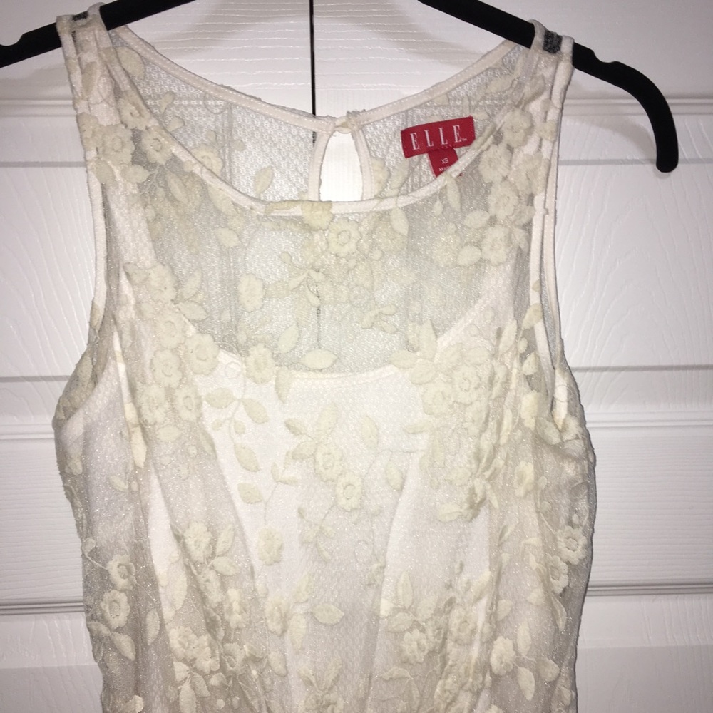ELEGANT ELLE LACE DRESS-LIKE NEW CONDITION-CUTE AND COMFORTABLE. LOVE IT ❤️ - Picture 2 of 9